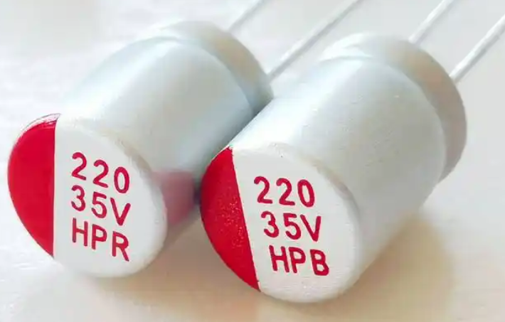 固態(tài)電容的性能特點(diǎn)有哪些？