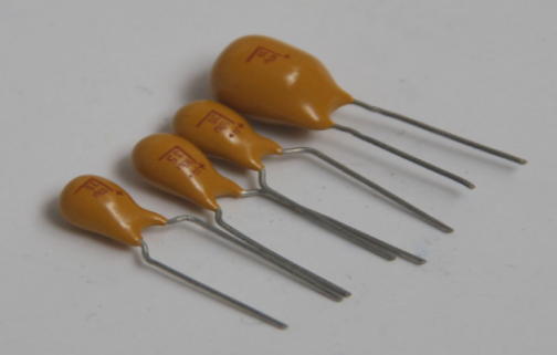 [NIPPON CHEMI-CON]鋁電解電容和鉭電容的區(qū)別在哪里？