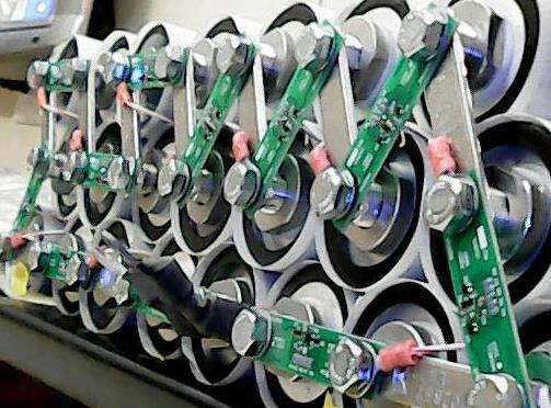 超級(jí)電容器的比電容最大能做到多大 超級(jí)電容器的比電容最大能做到多大